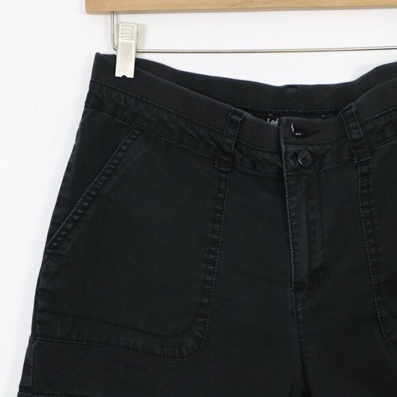 Lee Relaxed Fit Black Cargo Shorts - Picture 3 of 6